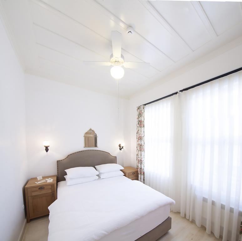 Quarante Hotel - Adult Only ボズカーダ 部屋 写真