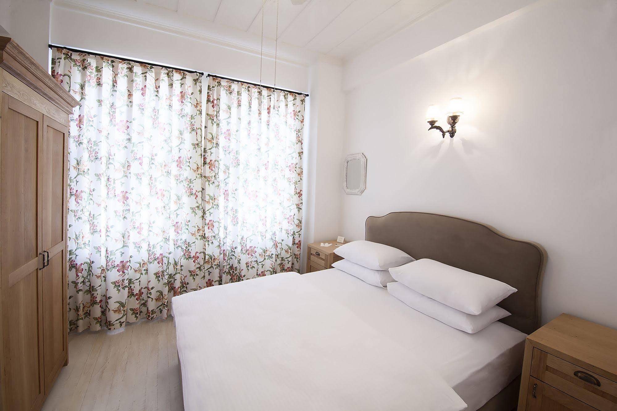 Quarante Hotel - Adult Only ボズカーダ エクステリア 写真